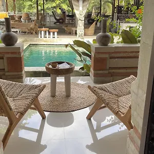 chakra-living-ubud.ubudhotelsnow.com/